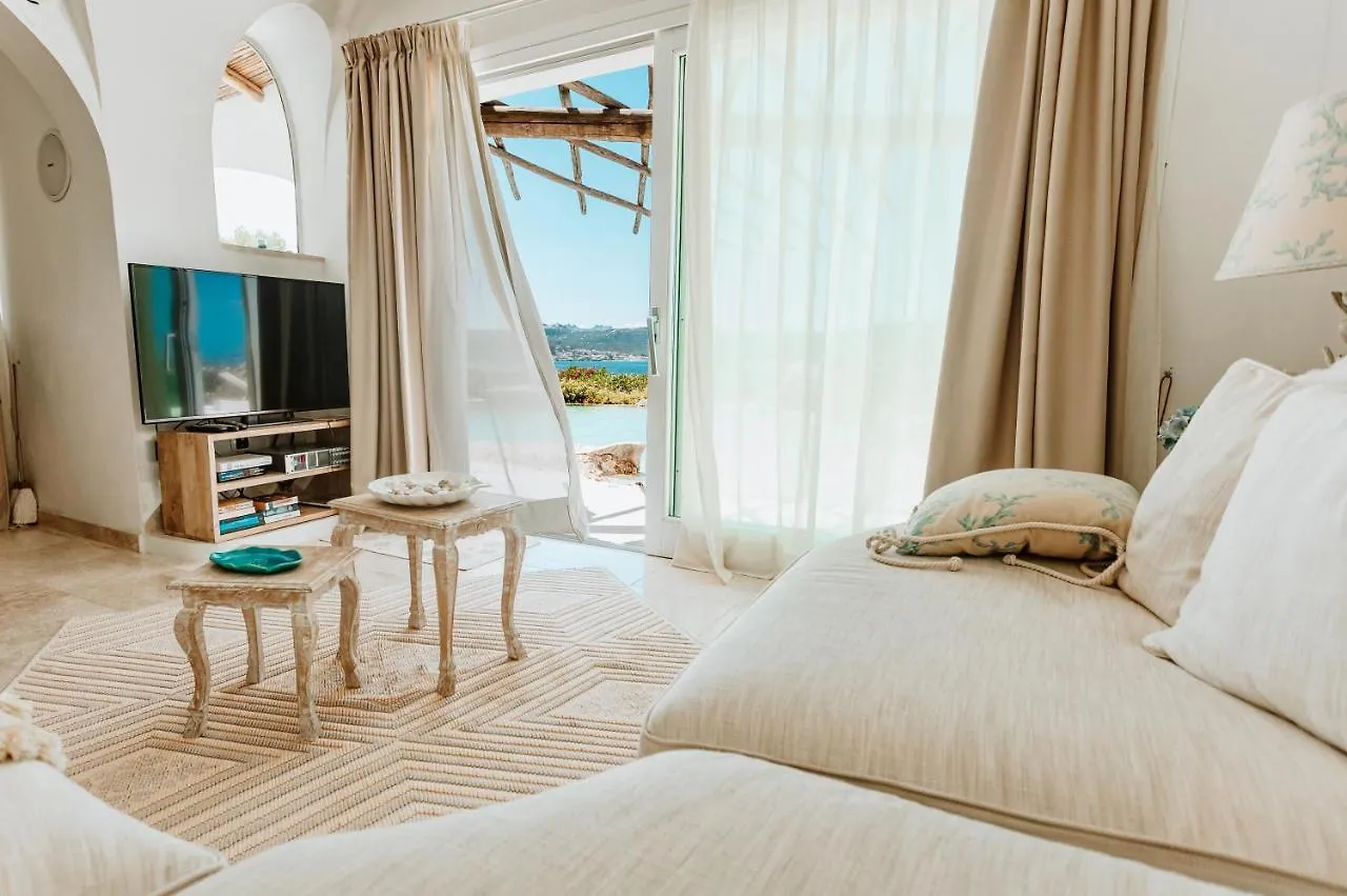 Hotel Pulicinu Baja Sardinia 4*,  Italy