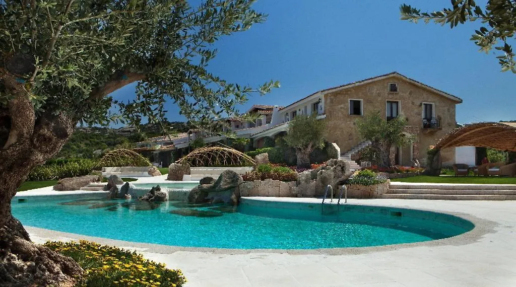 Hotel Pulicinu Baja Sardinia