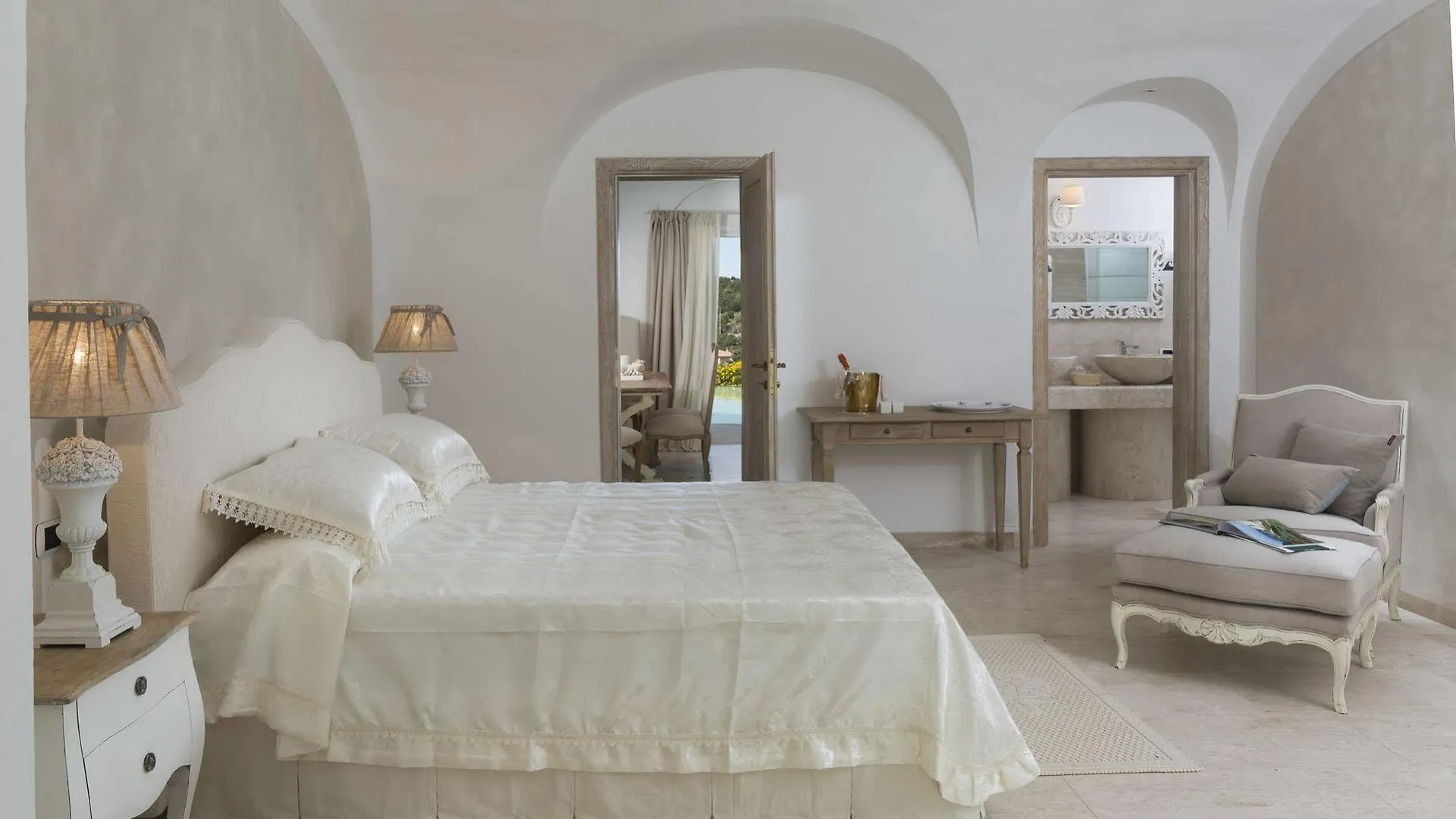 Hotel Pulicinu Baja Sardinia