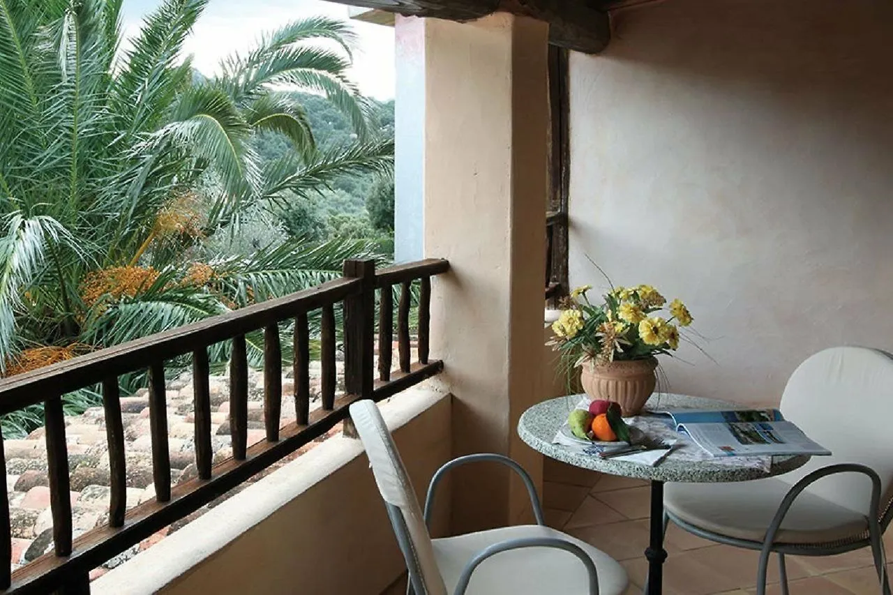 Hotel Pulicinu Baja Sardinia 4*,  Italy